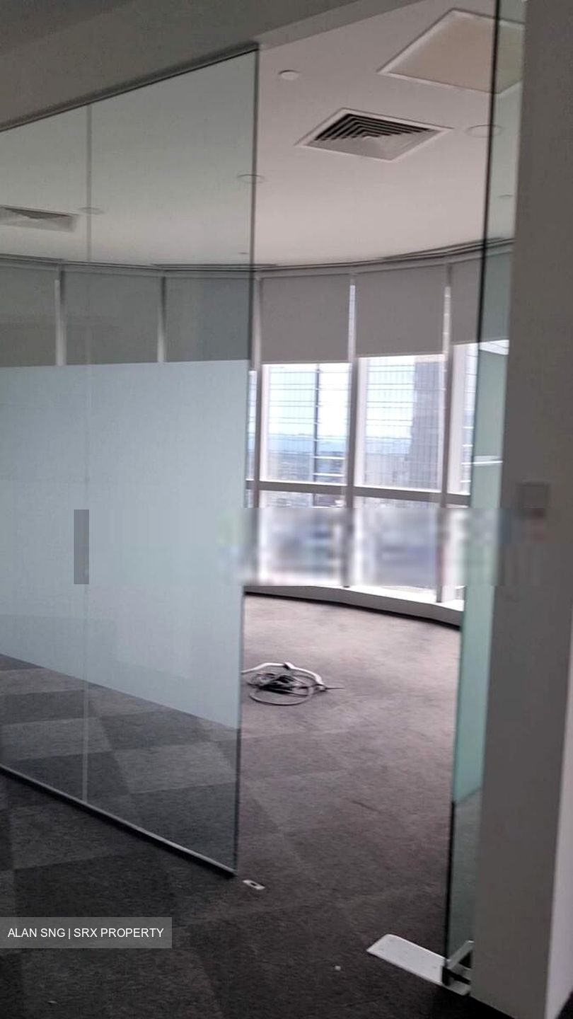 Sbf Center (D1), Office #529183251